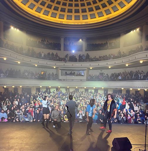 Pedro Piedra en el municipal de Viña: “El lado V” de asistir a eventos gratuitos en el teatro